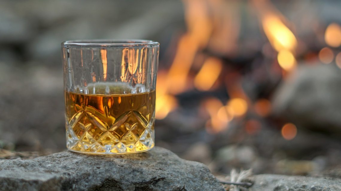 Quelles sont les plus belles routes à emprunter pour découvrir le whisky en Écosse ?